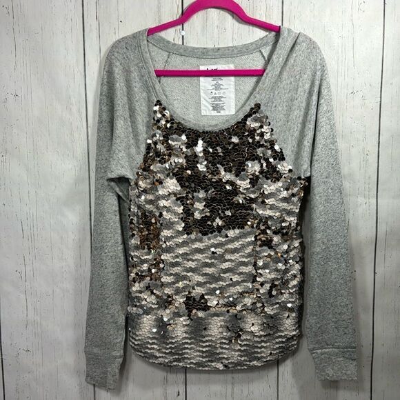 Express Love Sequined Sweater Gray Silver Festive Party Glam Long Sleeve Size M - Picture 1 of 12